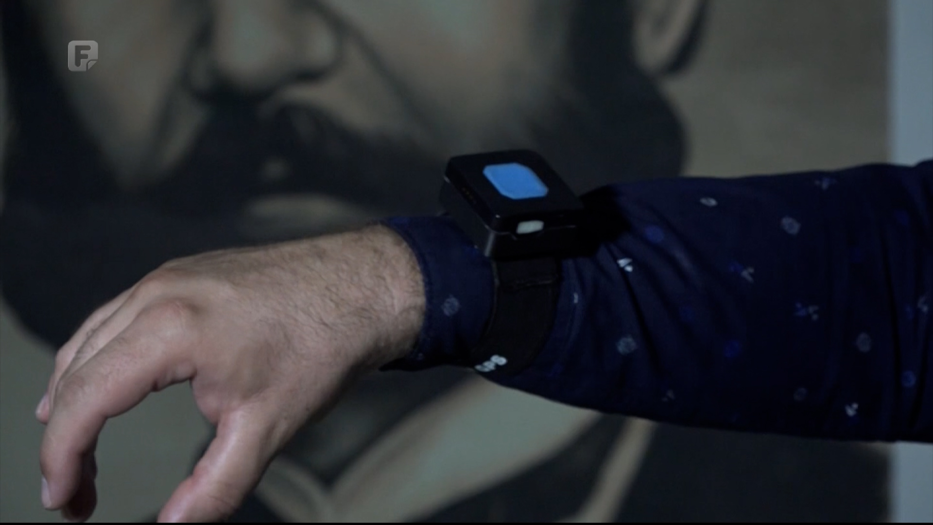 Grad Tuzla prvi u BiH nabavio GPS narukvice za dementne osobe